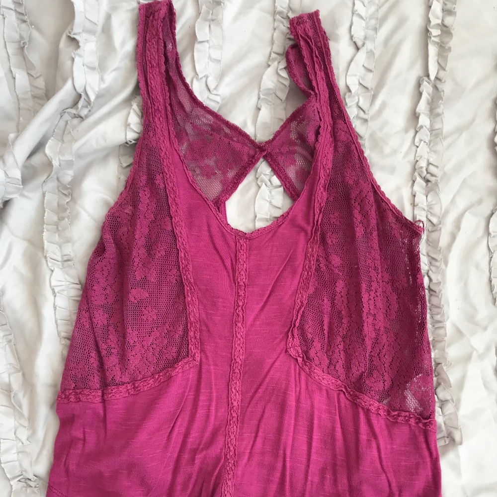 Urban Outfitters pink lace cropped tank top